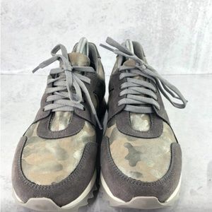 Charleston Shoe Company Women's 7 Chewie Sneakers Shoes Gray Camo